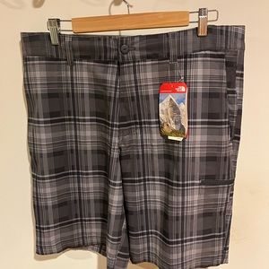 North Face Shorts. NWT 36